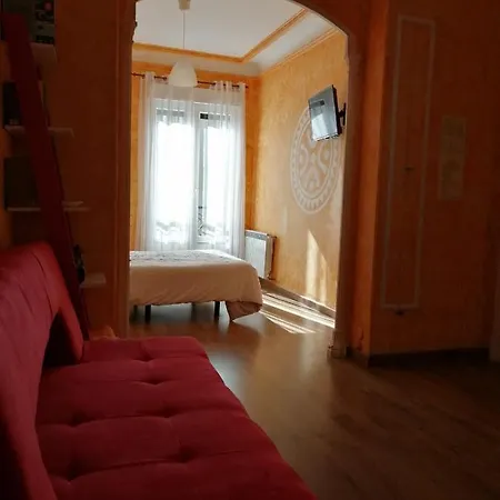 Menendez Pelayo Guest house Santander