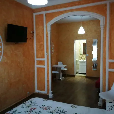 Menendez Pelayo Guest house *
